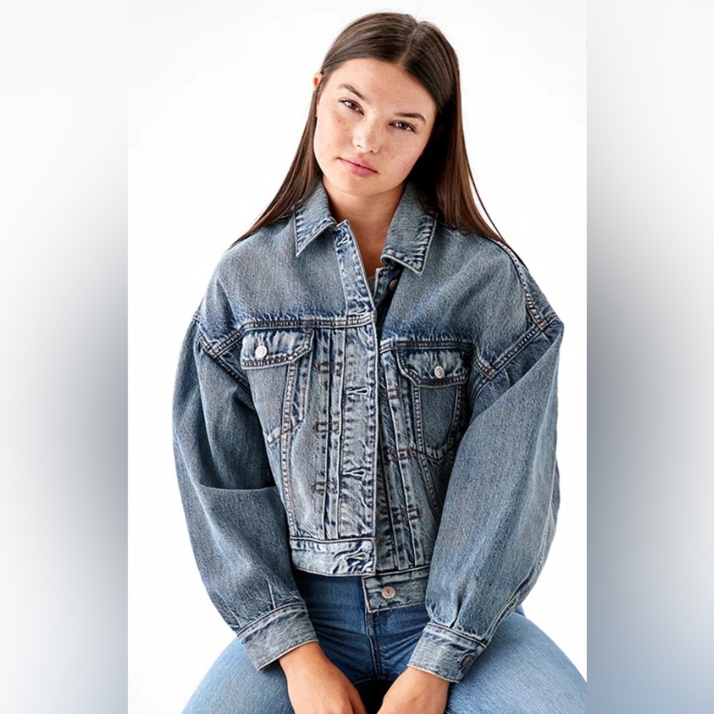AE Cropped Denim Jacket